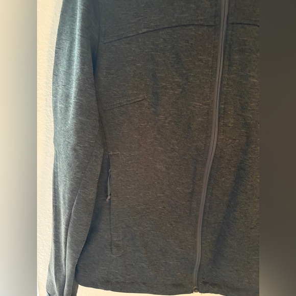 The North Face Dark Gray Jacket - Picture 3 of 6